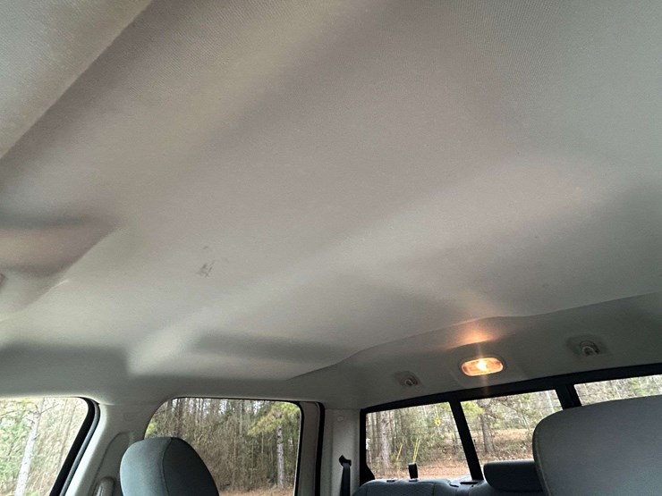 2016-ram-1500-slt-image-29