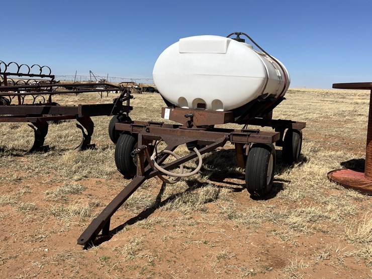 wylie-nurse-tank-image-1