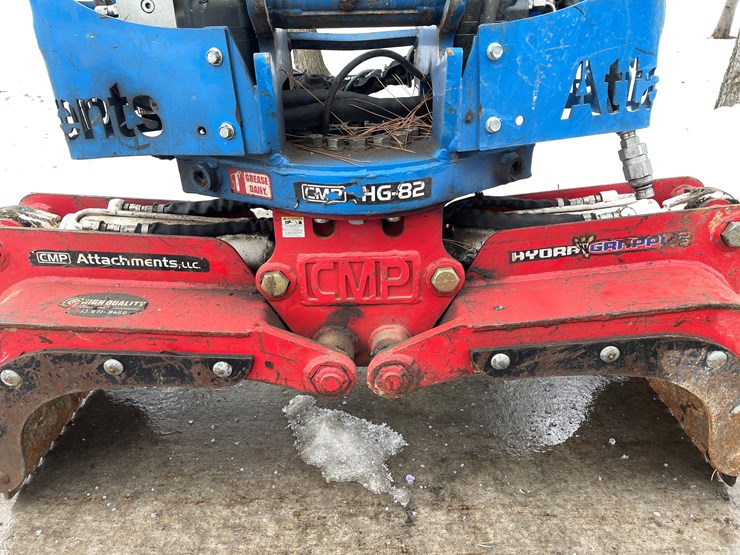 #164-•-cmp-hg-82-mini-excavator-rotating-clam-image-5