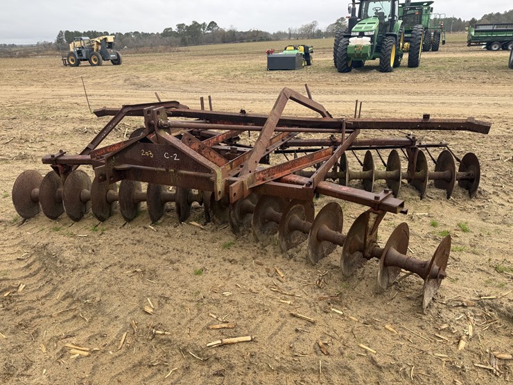 international-3pt-12'-disc-harrow-image-2