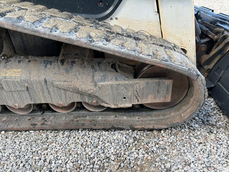 2023-bobcat-t76-image-14