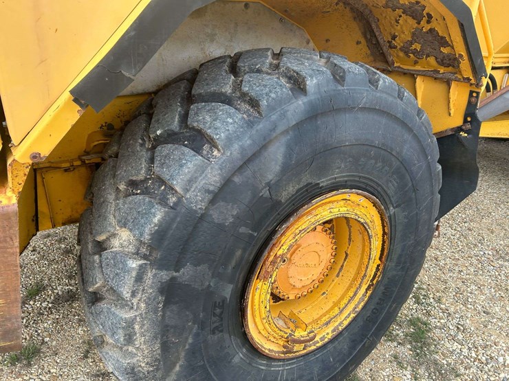 2005-volvo-a35d-image-40