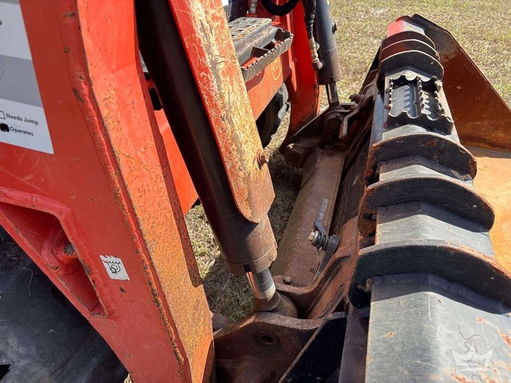 2022-kubota-svl97-2-image-10