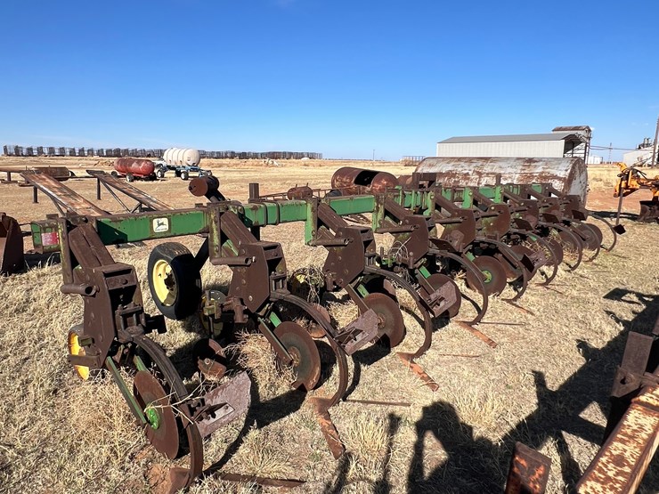 john-deere-885-image-2