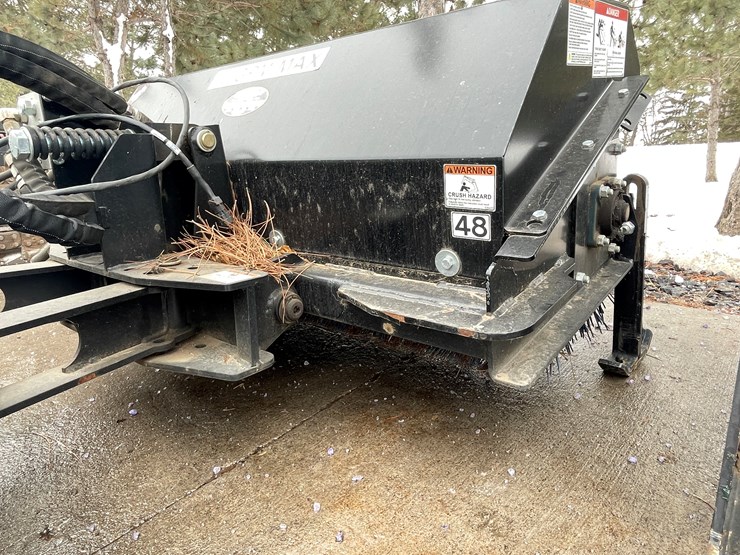 #4903-•-virnig-48"-mini-skid-steer-mount-hydraulic-broom-image-16