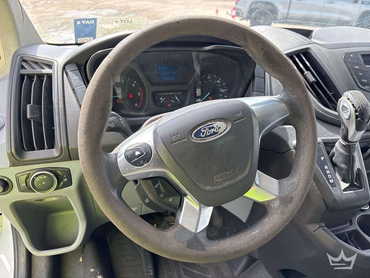 2015-ford-transit-image-14