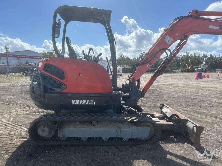 2000-kubota-kx121-3st-image-14