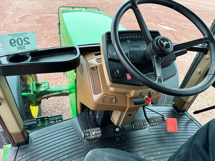 john-deere-6400-image-48