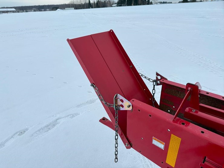 2015-new-holland-bc5070-image-26