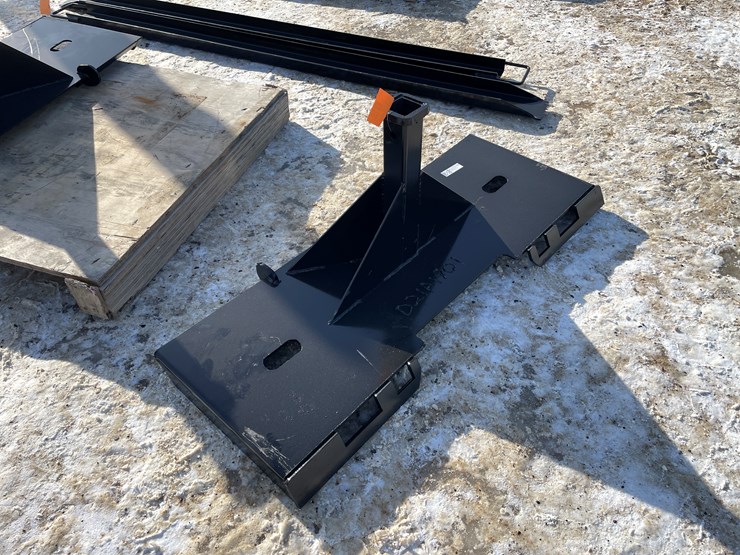 #2508-•-new-kc-skid-steer-2"-hitch-receiver-image-3