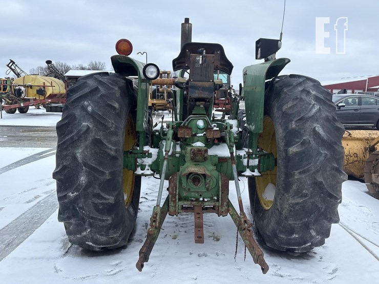 john-deere-2940-image-10