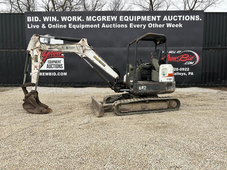 2015-bobcat-e42-image-1