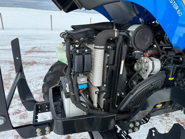 2023-new-holland-workmaster-60-image-38