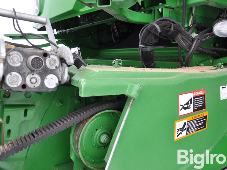 2013-john-deere-s670-image-11