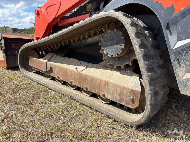 2022-kubota-svl97-2-image-28