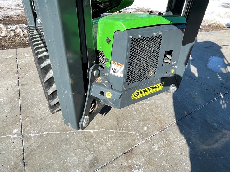#103-•-2024-leguan-225-track-drive-articulating-boom-lift-image-47