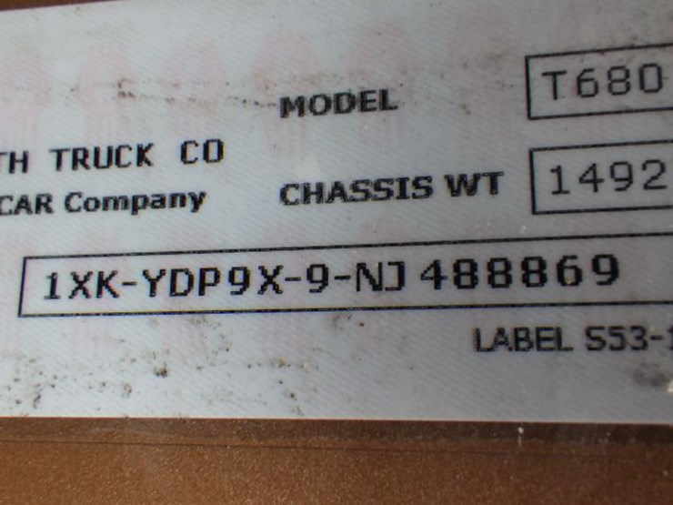 2022-kenworth-t680-image-18