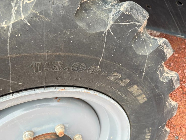 2016-genie-gth844-image-42