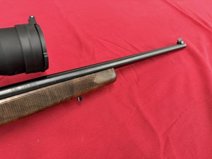 henry-model-h015-243-rifle-image-2