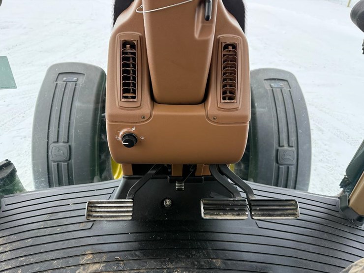 john-deere-7820-image-66