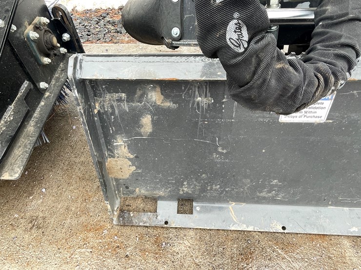 #4902-•-stumper-240-mini-skid-steer-mount-stump-grinder-image-4