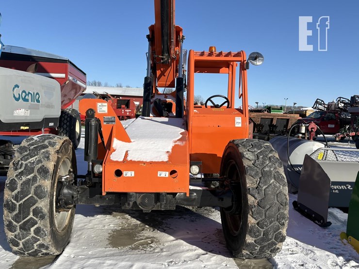 2015-sky-trak-6042-image-5