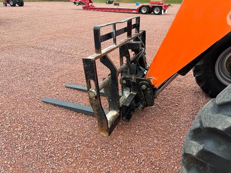 2006-sky-trak-8042-image-25