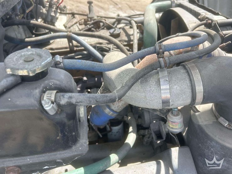 1999-freightliner-fl80-image-18