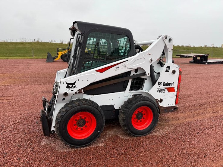 bobcat-s590-image-1