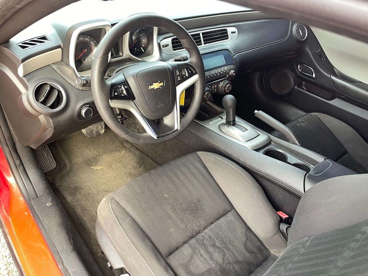 2014-chevrolet-camaro-2-door-coupe-(171,095-miles)-image-11