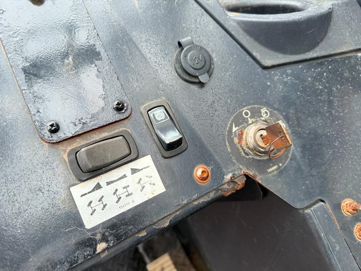 2016-genie-gth844-image-48