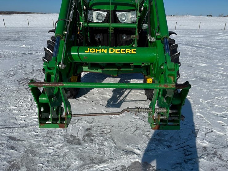 john-deere-6125r-image-35