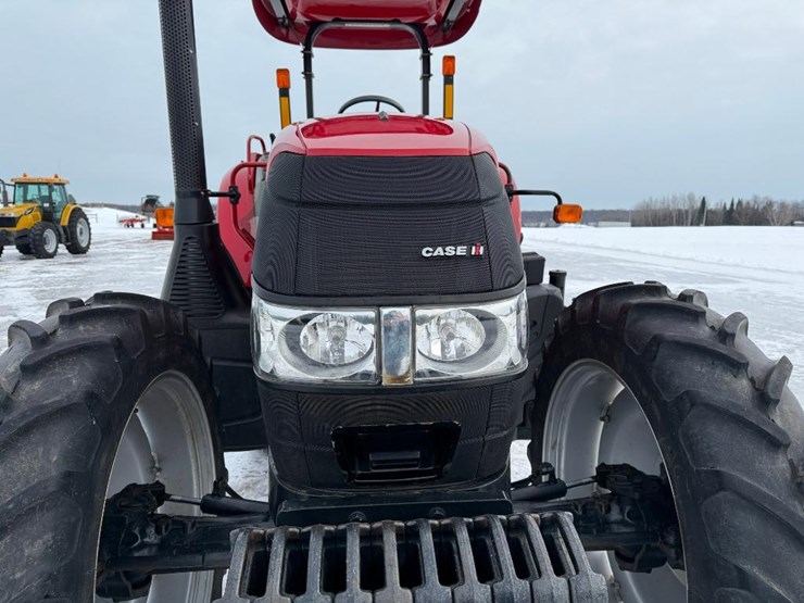 case-ih-farmall-140a-image-30
