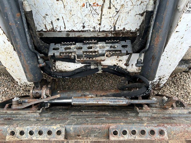 2021-bobcat-t770-image-10