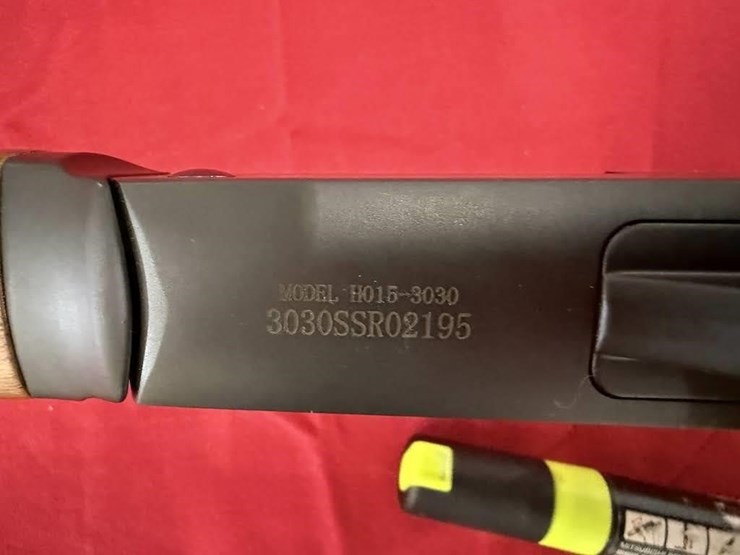 henry-model-h015-3030-30-30-rifle-image-8