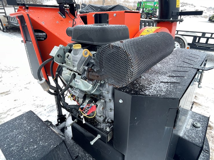 #152-•-2022-bear-cat-wood-chipper-(-no-title)-image-39