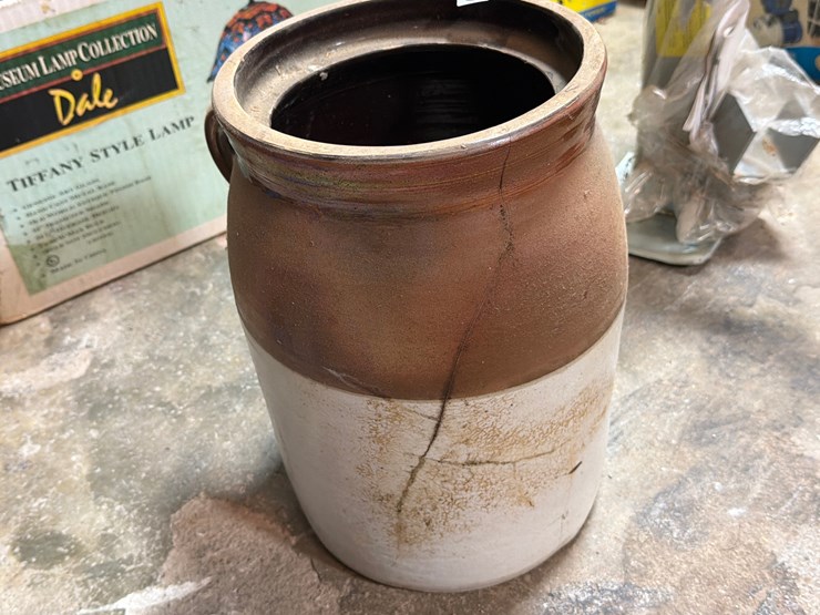 #86-•-crock-has-cracks-image-3