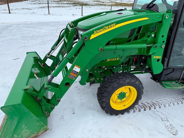 john-deere-3033r-image-26