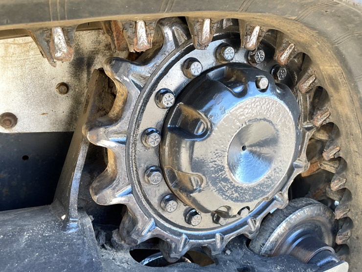 2022-bobcat-t450-image-20