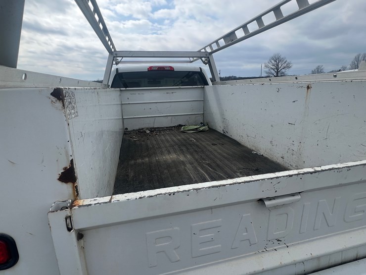 2016-chevrolet-2500-image-6