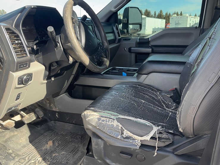 2020-ford-f350-image-10