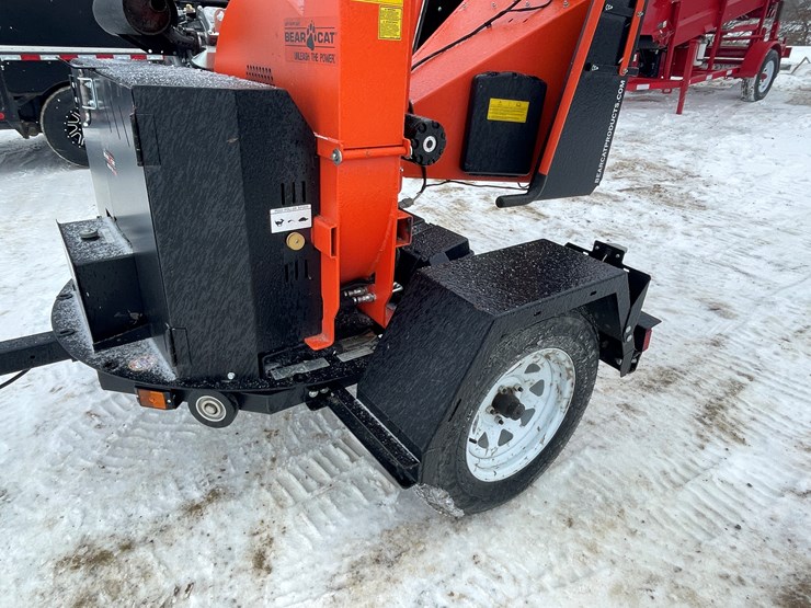 #152-•-2022-bear-cat-wood-chipper-(-no-title)-image-14