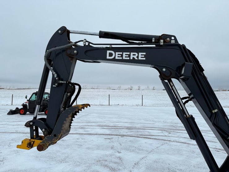 deere-30g-image-38