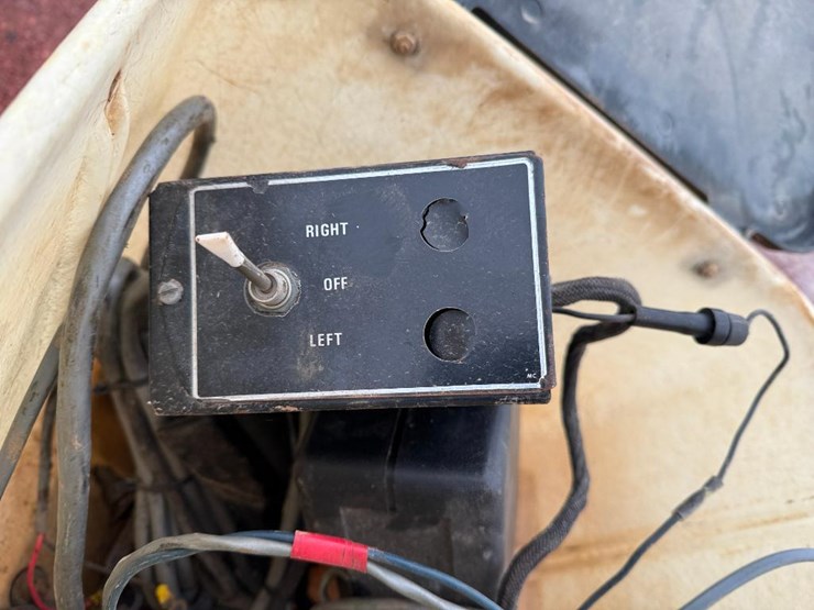 #74-•-lot-74-image-29