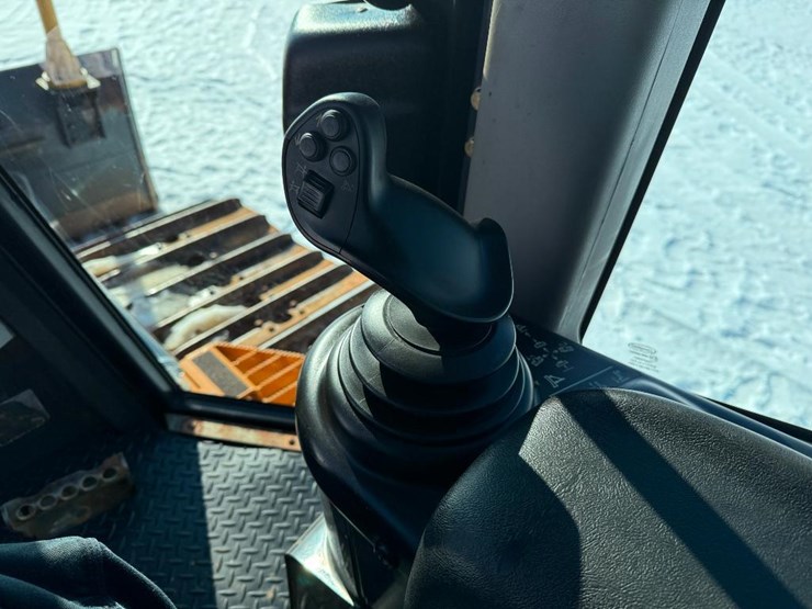 case-1150m-wt-image-55