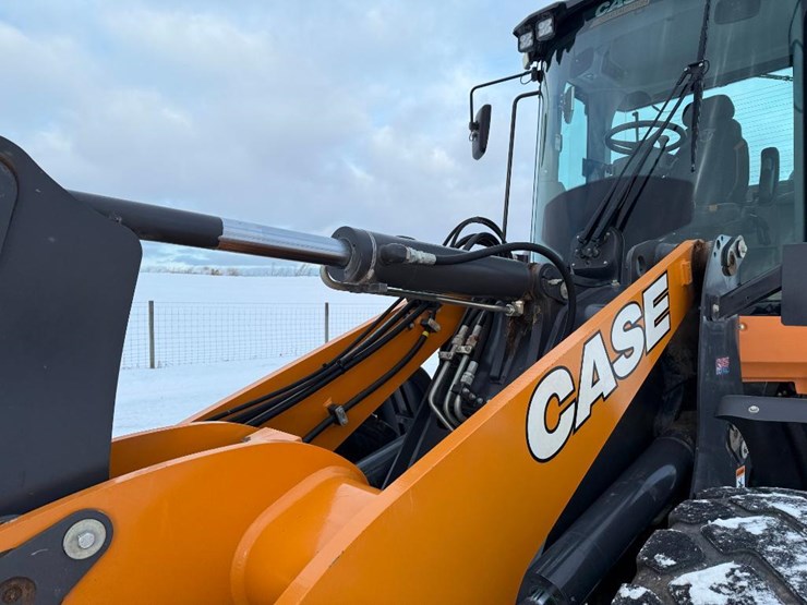 2023-case-621g-xr-image-44