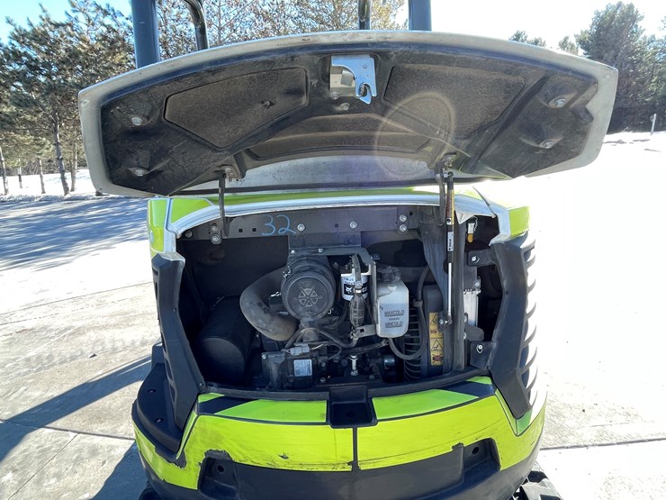 2021-bobcat-e32i-image-27