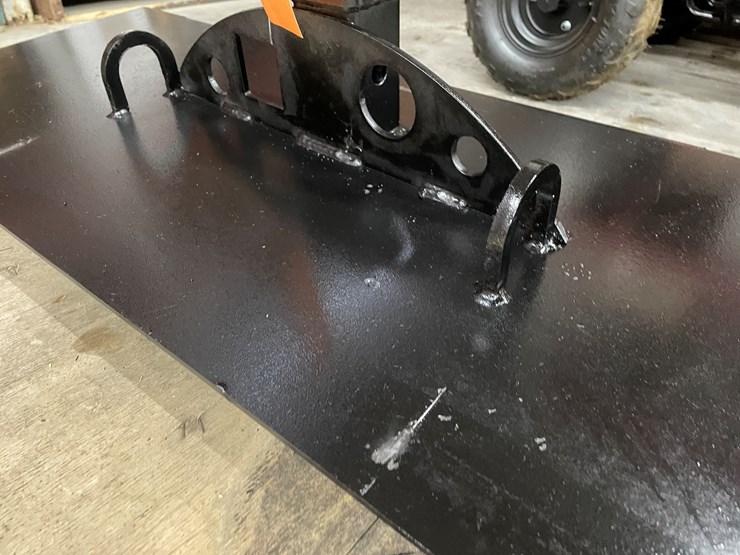 #2486-•-skid-steer-receiver-hitch-plate-with-half-moon-chain-hook-image-12