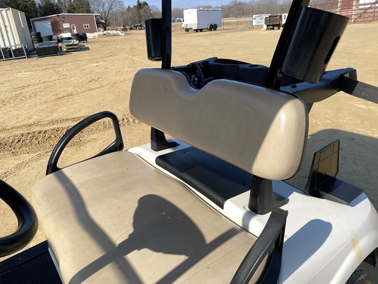 #204-•-2020-ez-go-rxv-electric-golf-cart-image-20