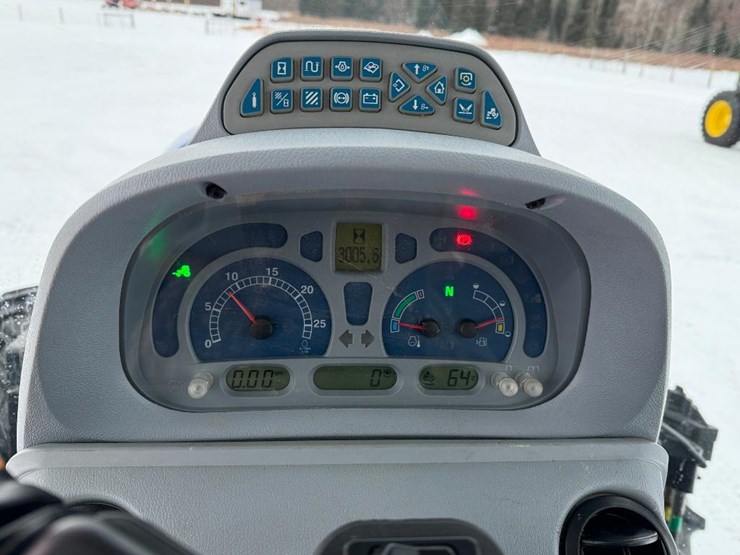 new-holland-t7.210-image-75